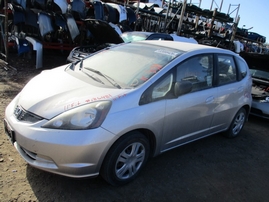 2011 HONDA FIT SILVER 1.5L AT A16481